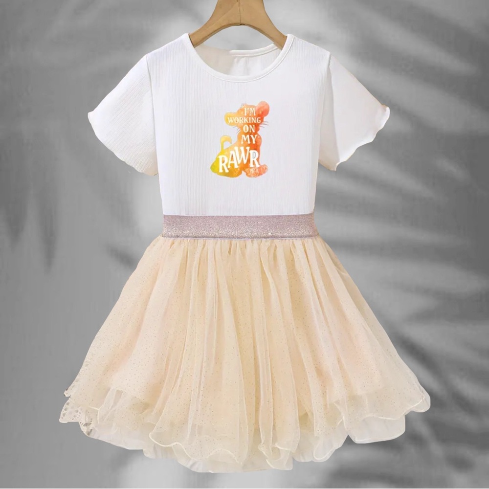*NWT*🦁 Girls lion king outfit XS(y)